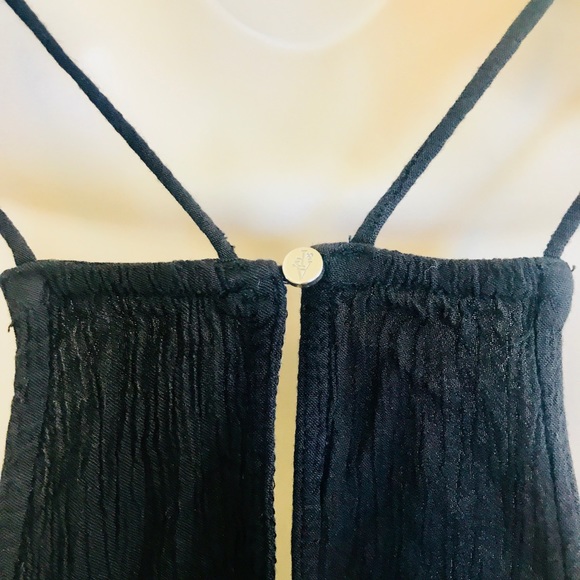 Strappy Lace Tank - Picture 5 of 8